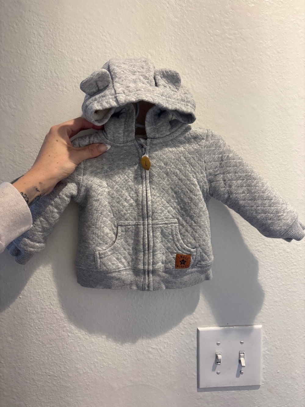 Kids Quilted Fleece Zip-Up Top with bear ears hood- Gray